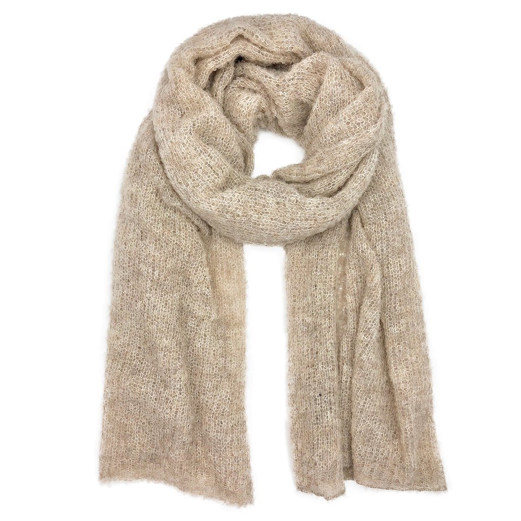 Almond Ultra Plush Alpaca Scarf - Cosas y Punto