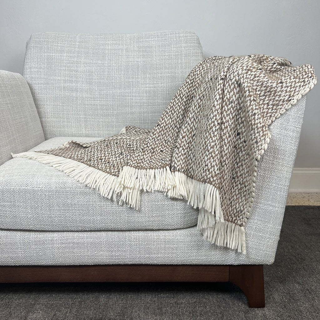Chunky Camel Weave Alpaca Throw - Cosas y Punto