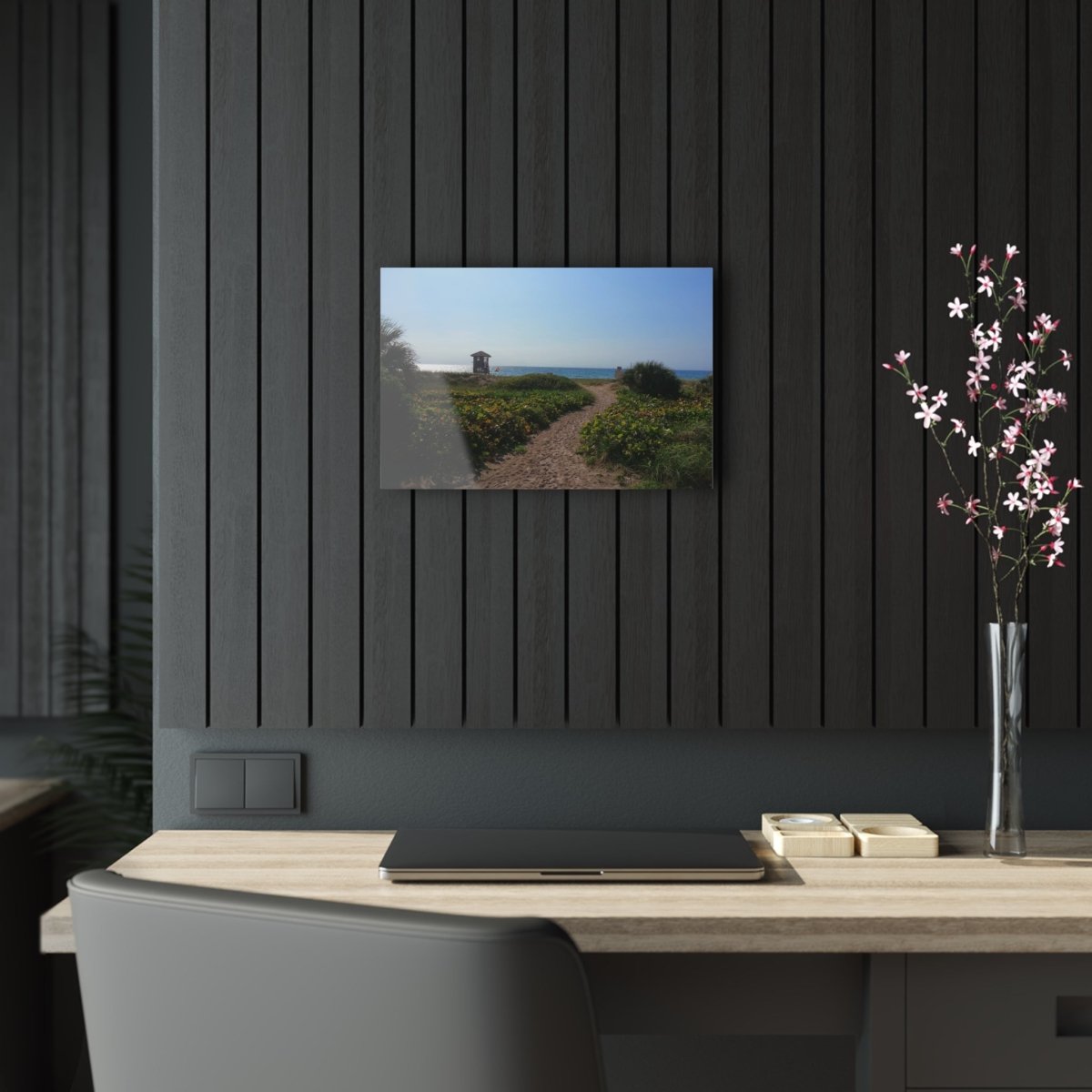 Entering the beach on Acrylic Glass Wall Art - Cosas y Punto