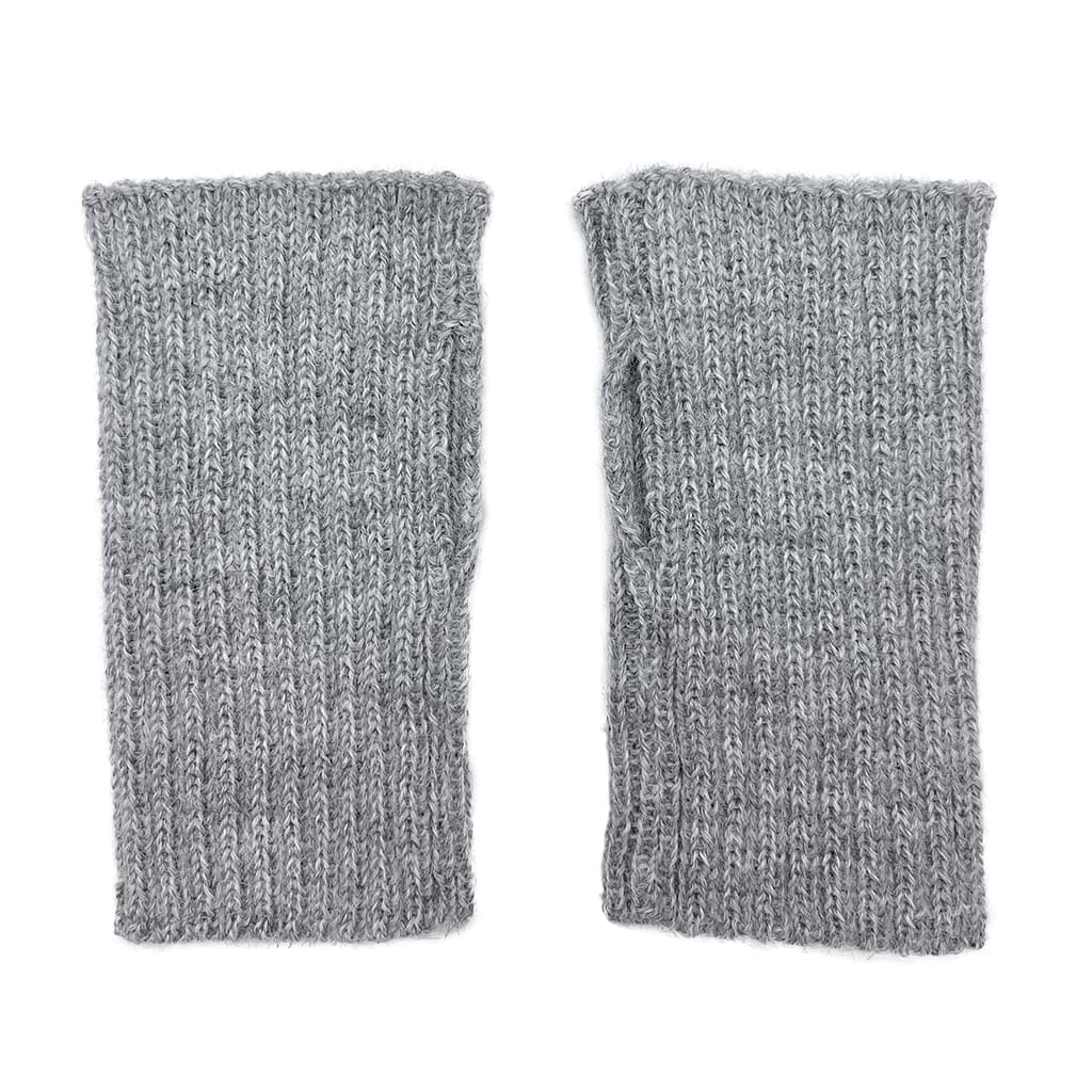 Gray Minimalist Alpaca Gloves - Cosas y Punto