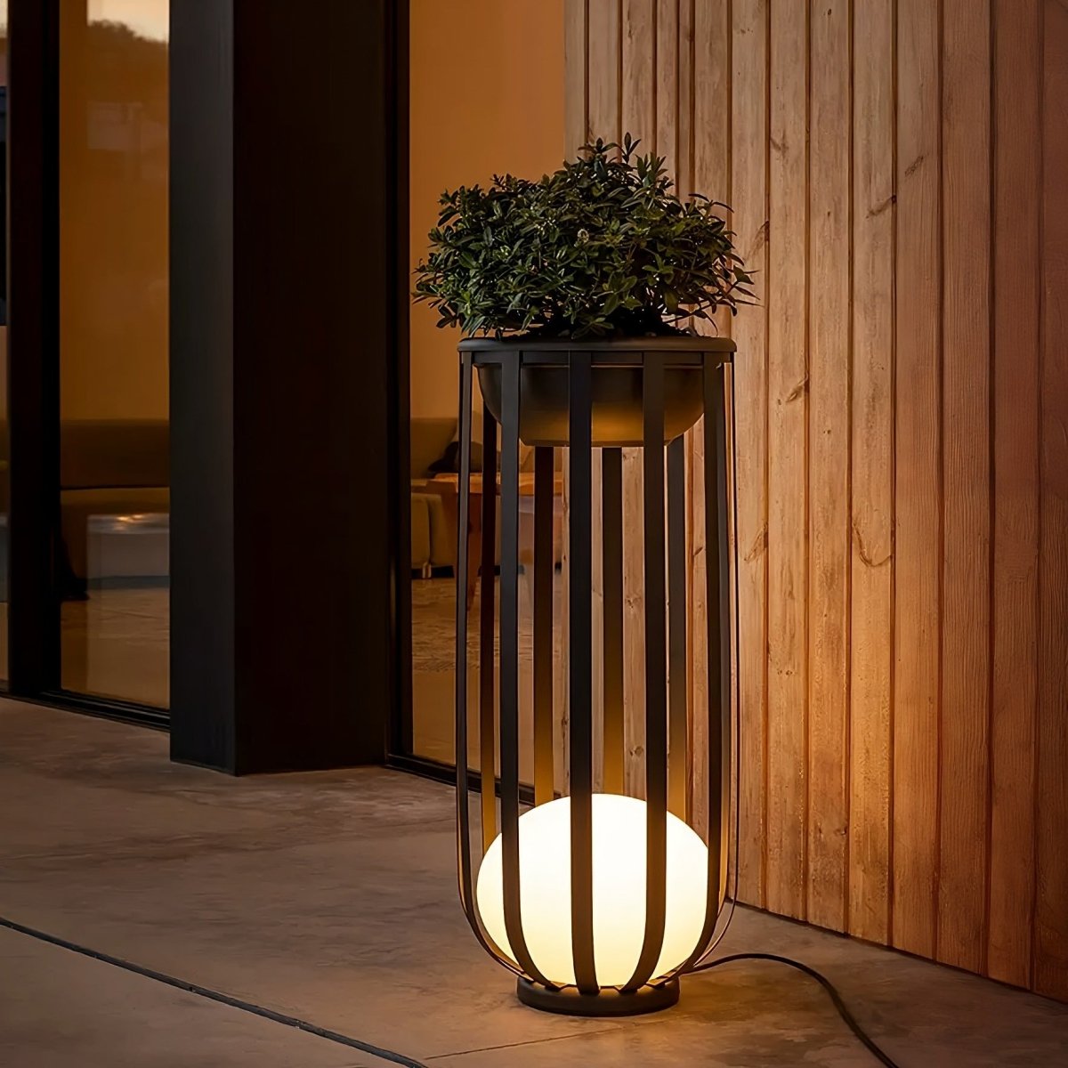 Outdoor Solar Power LED Plant Stand - Cosas y Punto