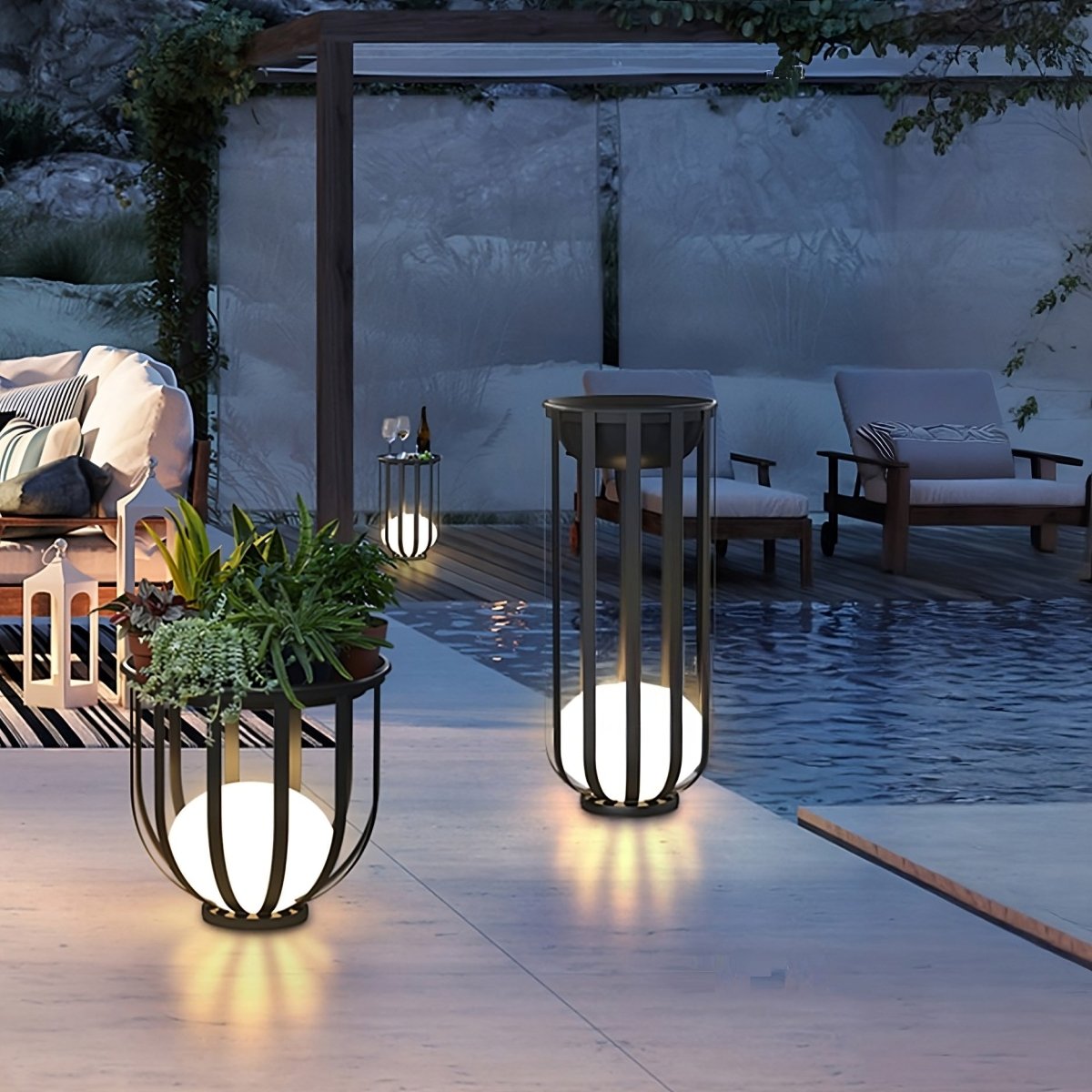 Outdoor Solar Power LED Plant Stand - Cosas y Punto