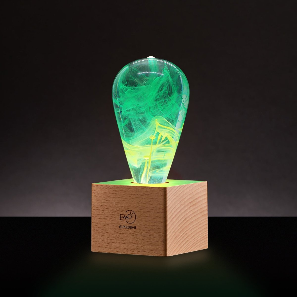Resin LED Lightbulb - Mind - Cosas y Punto