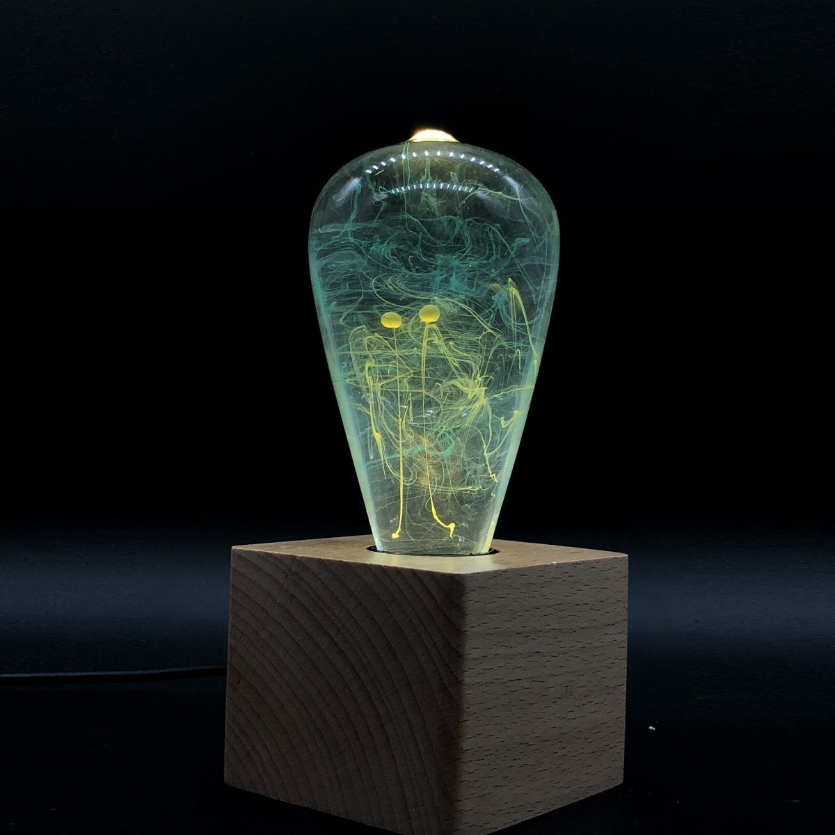 Resin LED Lightbulb - Mind - Cosas y Punto