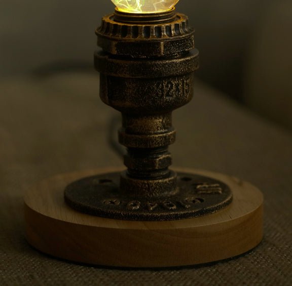 Resin LED Lightbulb - Spring - Cosas y Punto