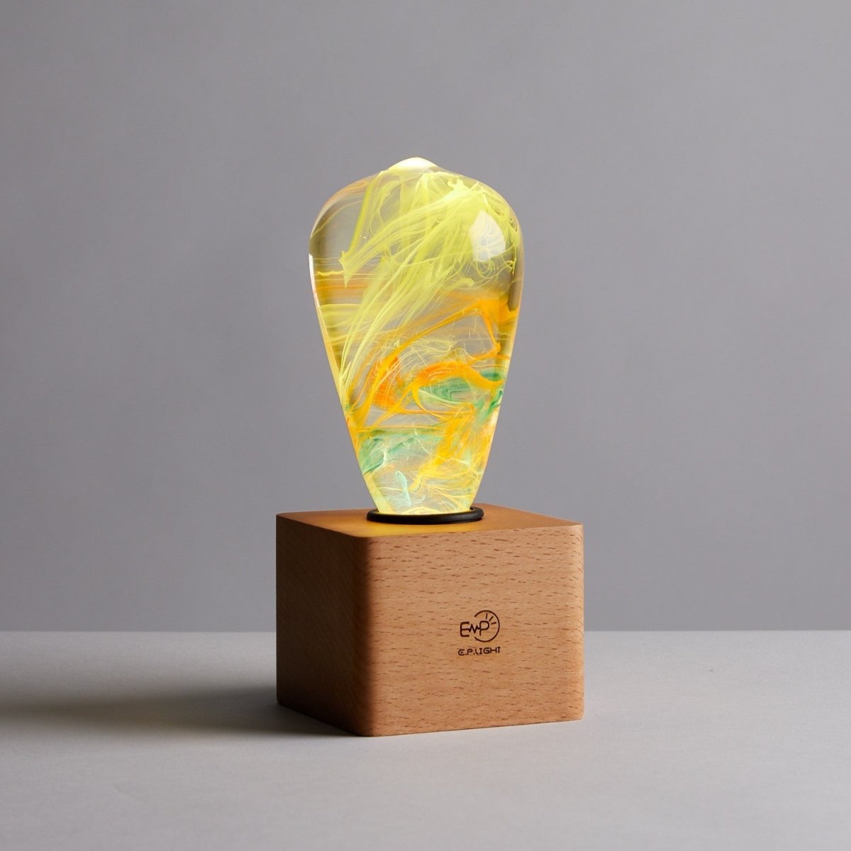 Resin LED Lightbulb - Twilight - Cosas y Punto