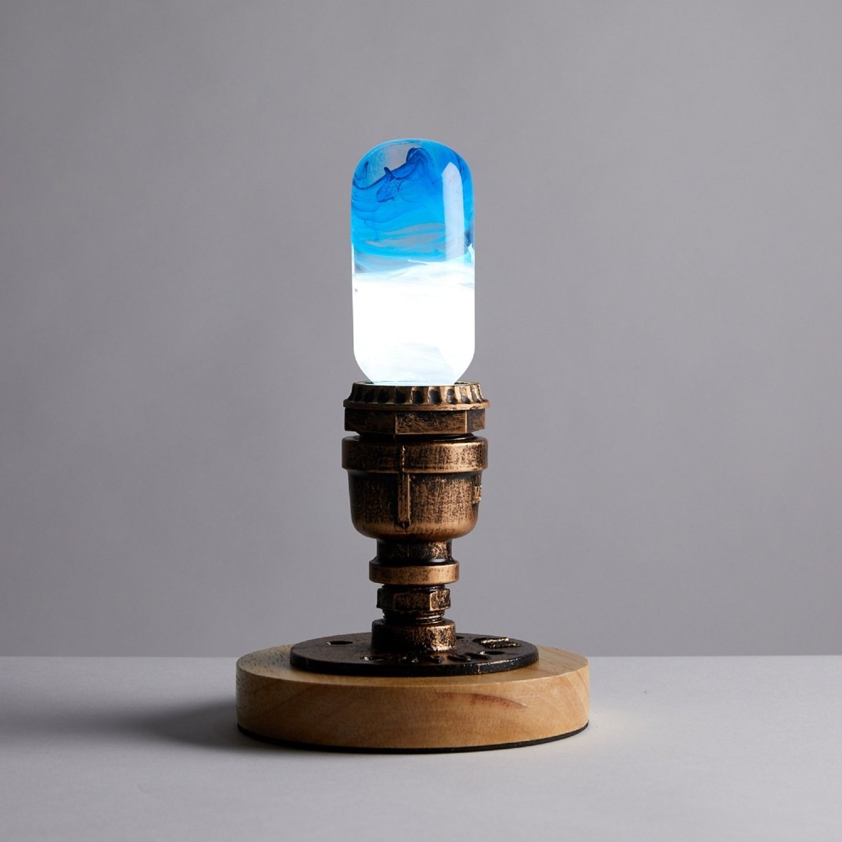 Resin LED Lightbulb with Lamp - Blue - Cosas y Punto