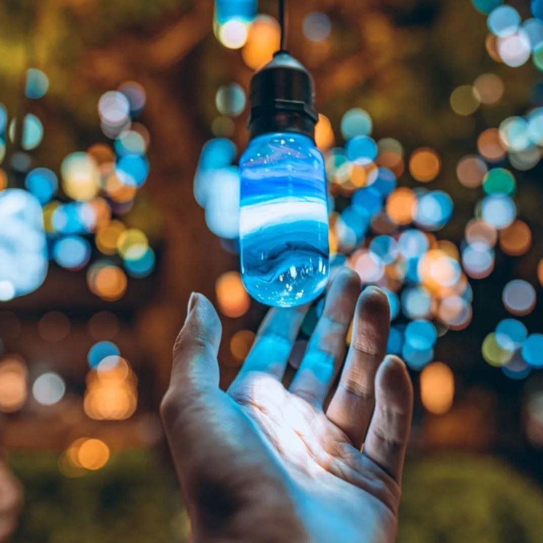Resin LED Lightbulb with Lamp - Blue - Cosas y Punto