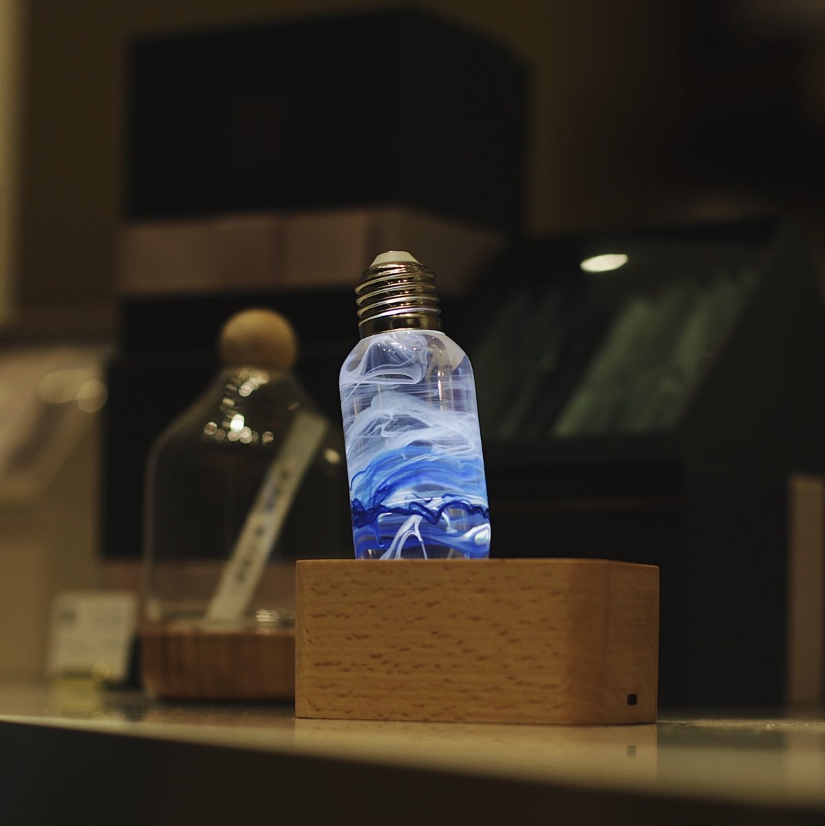 Resin LED Lightbulbs - 3-Pack LED Bulbs - Blue, Flame and Youth - Cosas y Punto