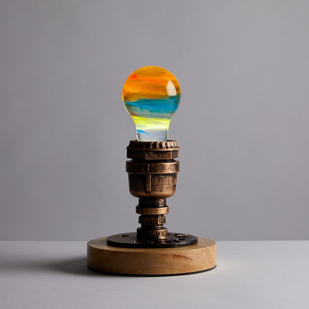 Table Lamp with Resin LED Lightbulb - Solar System - Cosas y Punto