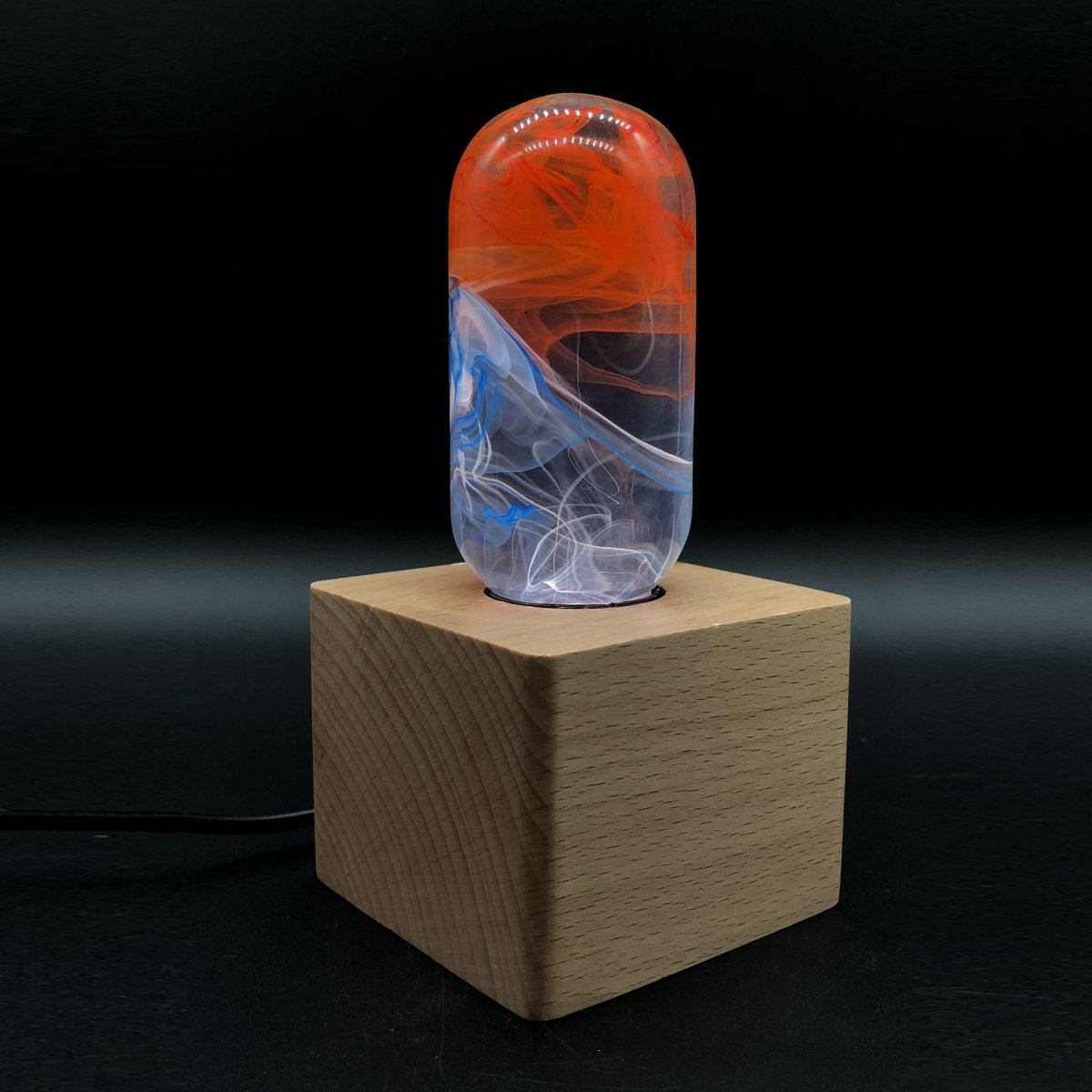 Table Lamp with Resin LED lightbulb - Sunrise - Cosas y Punto