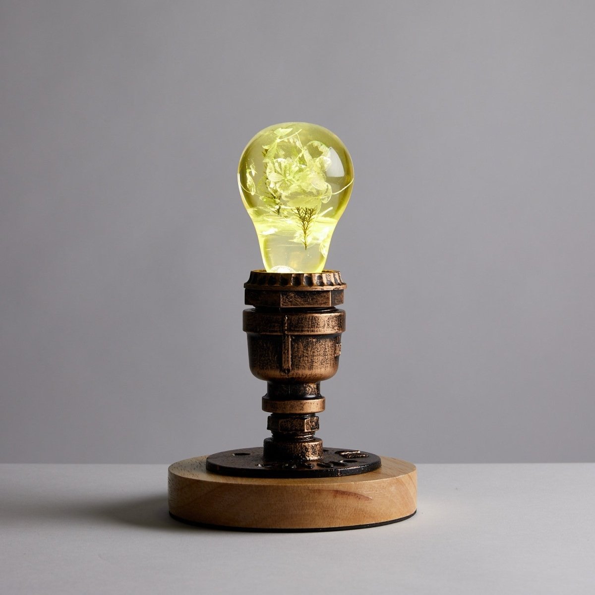 Table Lamp with Resin LED Lightbulb - Yellow Hydrangea - Cosas y Punto