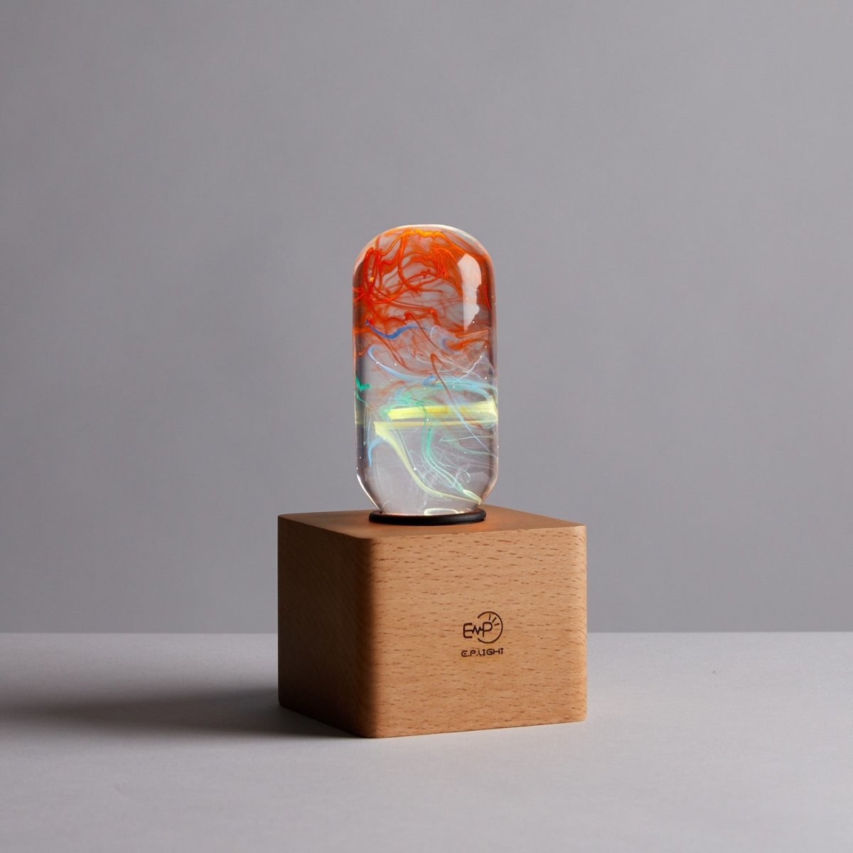 Table Lamp with Resin LED Lightbulb - Youth - Cosas y Punto