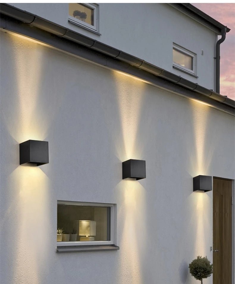 Contemporary LED Outdoor Wall Sconce – Modern Design with Adjustable Angles - Cosas y Punto