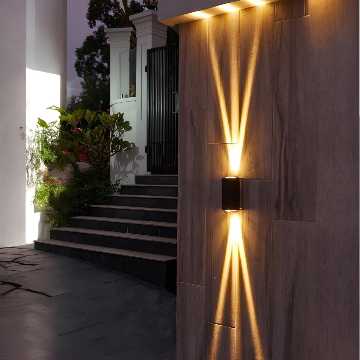 LED Waterproof Outdoor 3 Beams Wall Light - Cosas y Punto