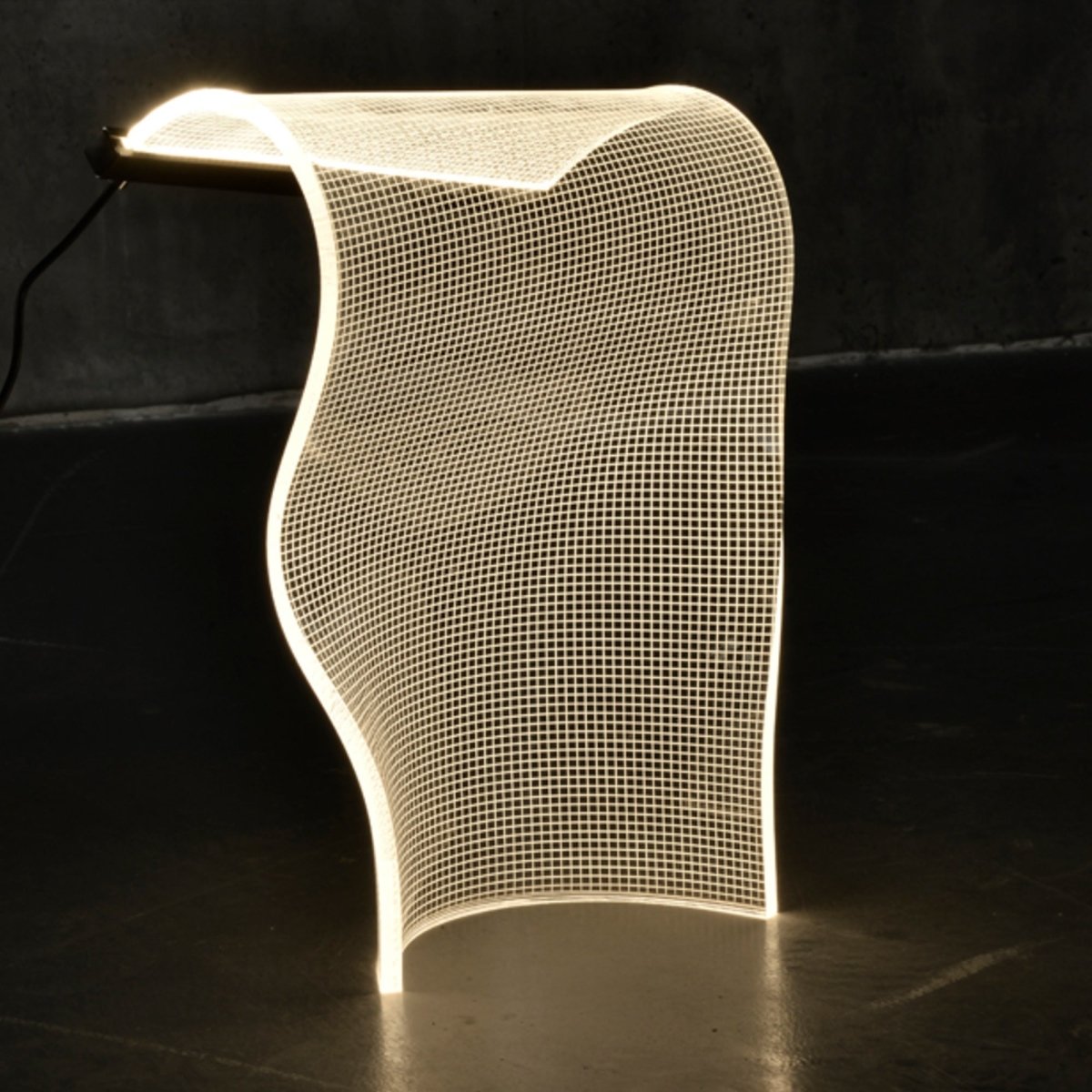 Crystal Acrylic LED Table Lamp - Cosas y Punto