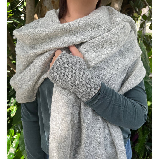 Gray Loop Knit Alpaca Scarf - Cosas y Punto