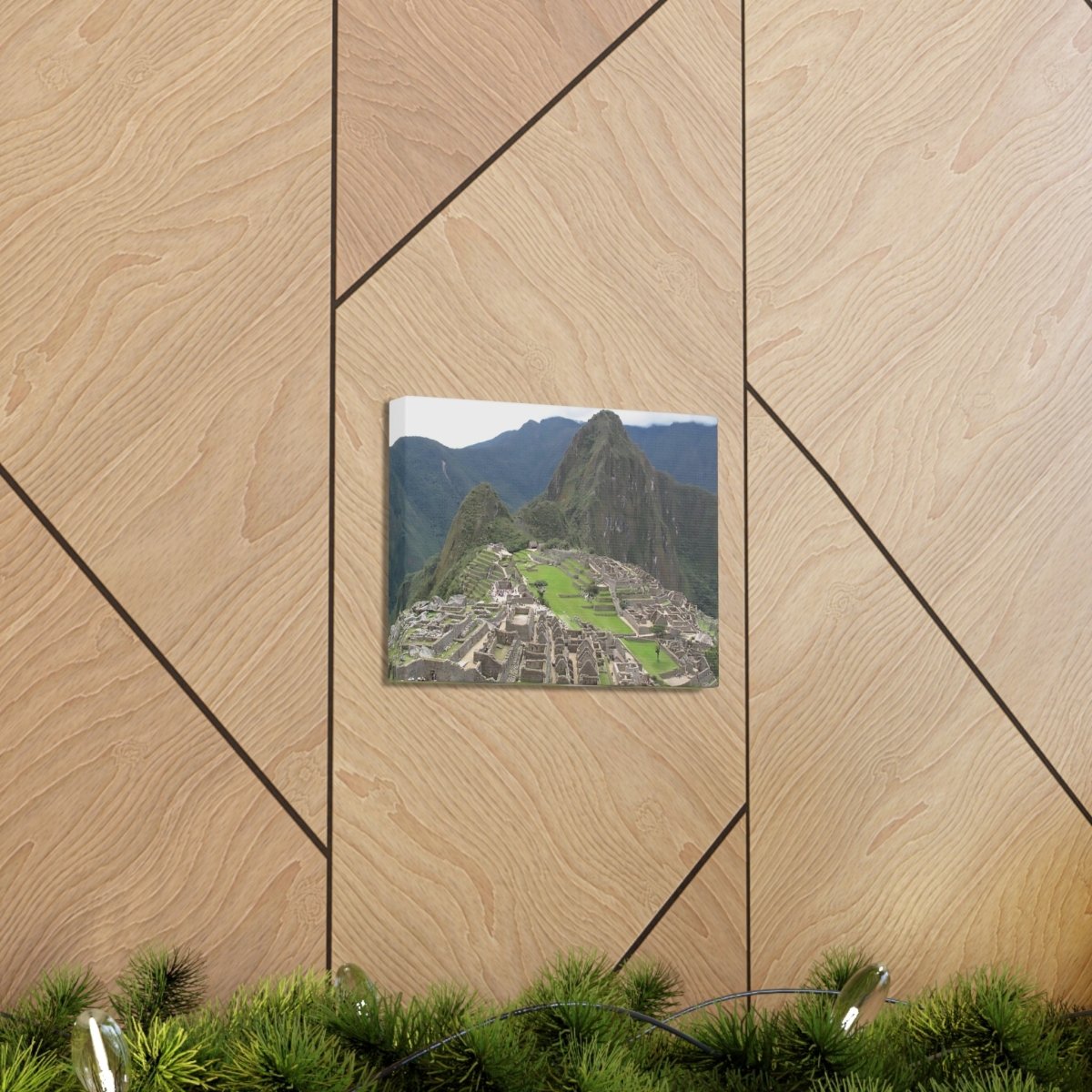 Machu Picchu on Canvas - Cosas y Punto