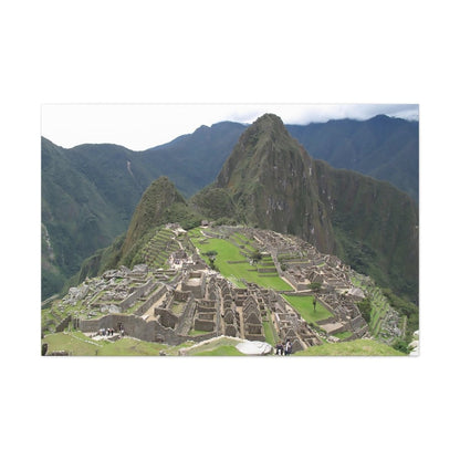 Machu Picchu on Canvas - Cosas y Punto