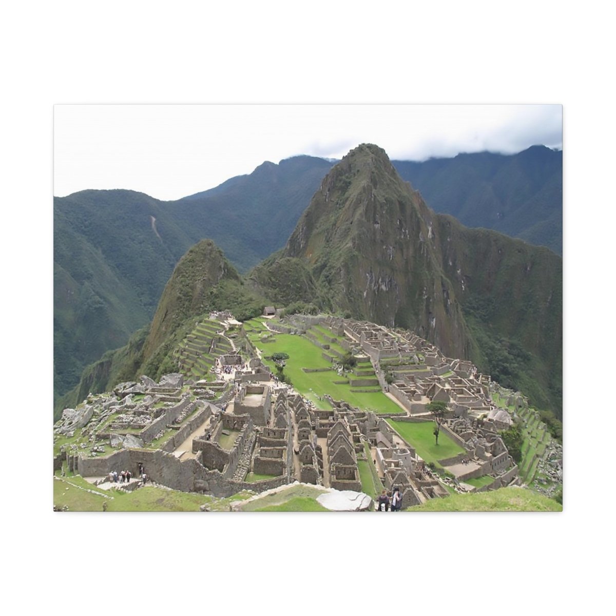 Machu Picchu on Canvas - Cosas y Punto