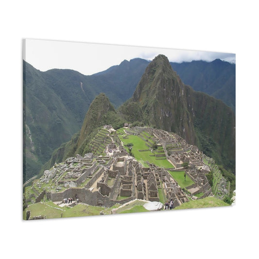 Machu Picchu on Canvas - Cosas y Punto