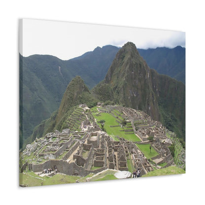 Machu Picchu on Canvas - Cosas y Punto