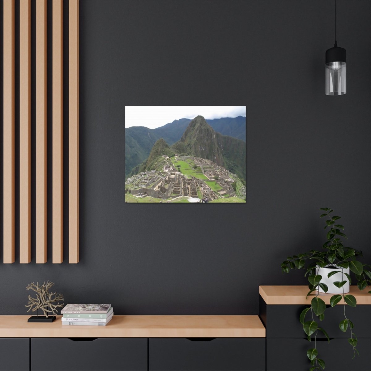 Machu Picchu on Canvas - Cosas y Punto