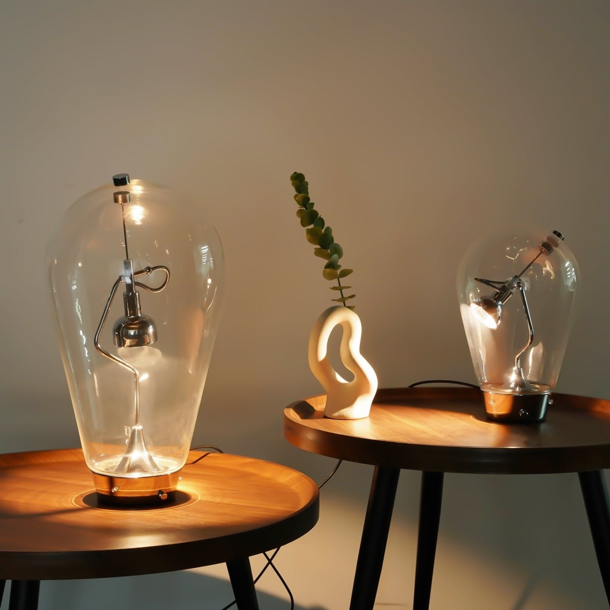 Magnetic Dimmable Table Lamp - Cosas y Punto