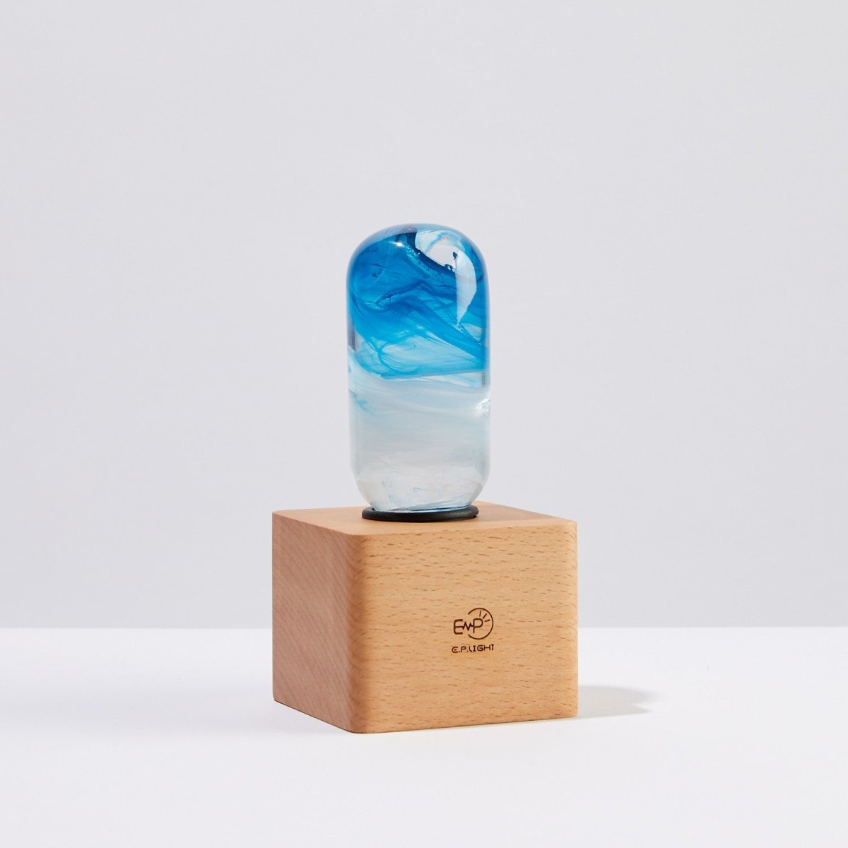 Table Lamp with Resin LED Lightbulb - Blue - Cosas y Punto