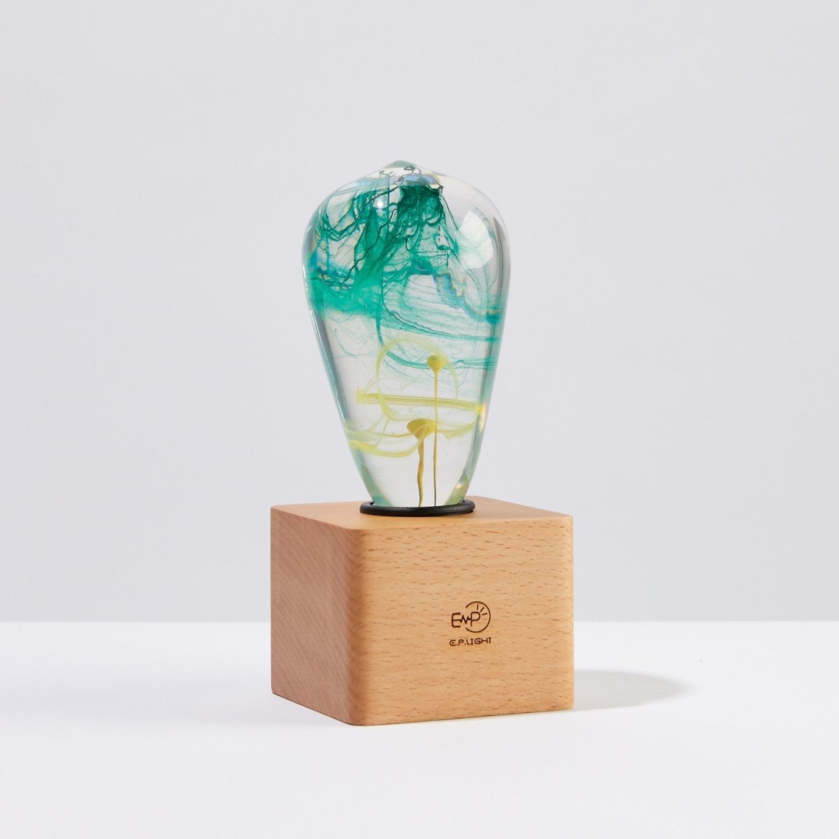 Table Lamp with Resin LED Lightbulb - Mind - Cosas y Punto