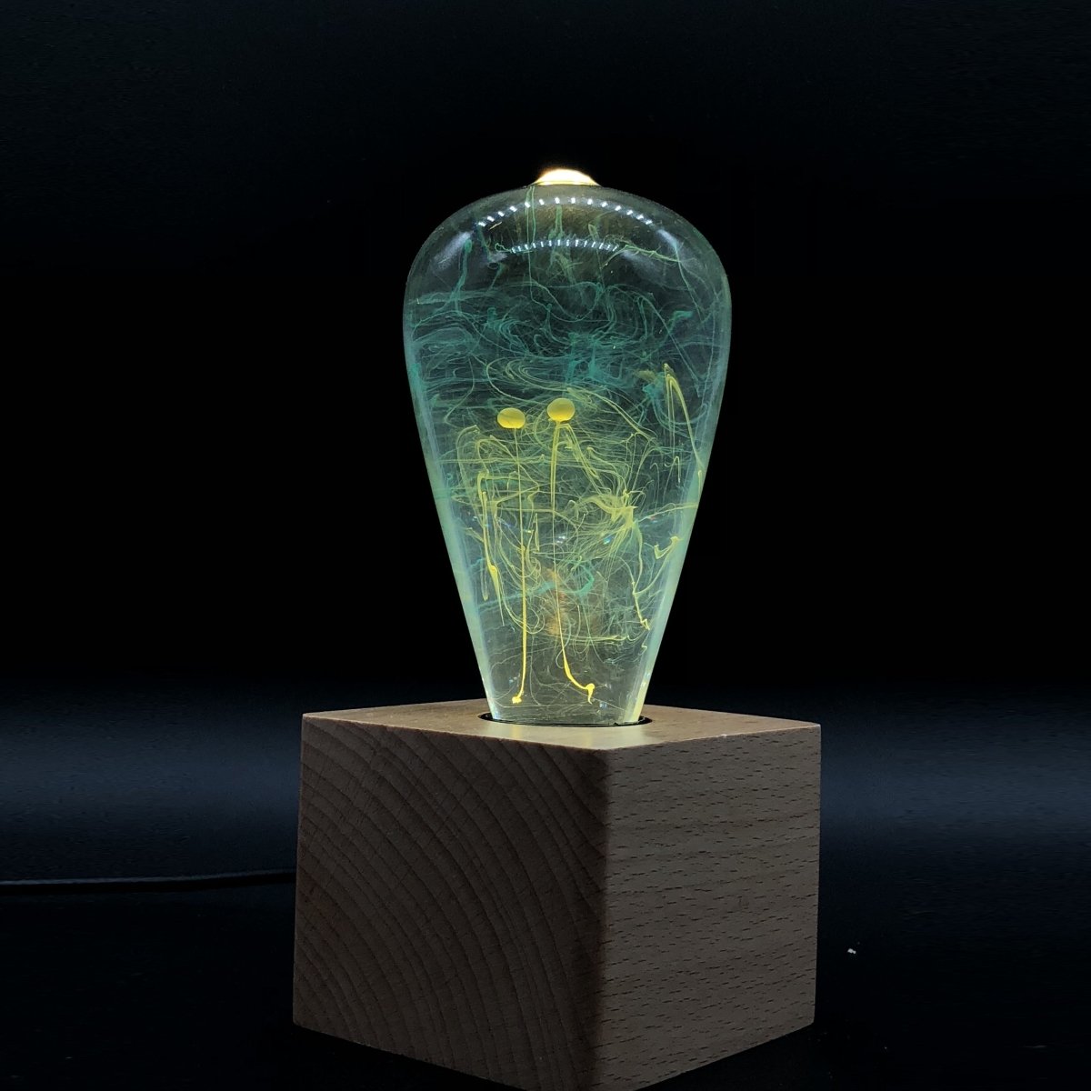 Table Lamp with Resin LED Lightbulb - Mind - Cosas y Punto